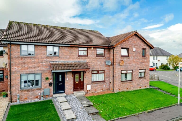 Witchknowe Court, Kilmarnock, East Ayrshire, KA1