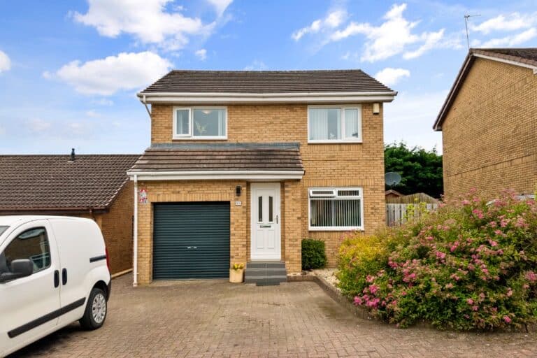 Barngore Drive, Coylton, South Ayrshire, KA6