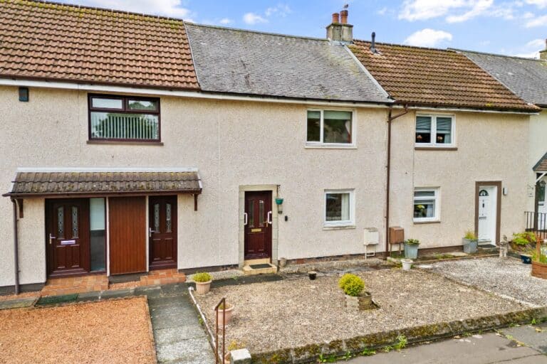 Annanhill Place, Kilwinning, North Ayrshire, KA13