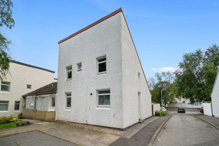 Gibson Street, Kilmarnock, East Ayrshire, KA1