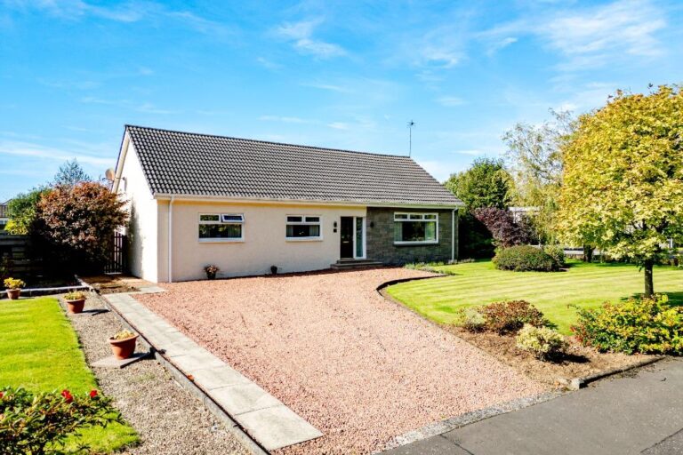 Berry Drive, Irvine, North Ayrshire, KA12