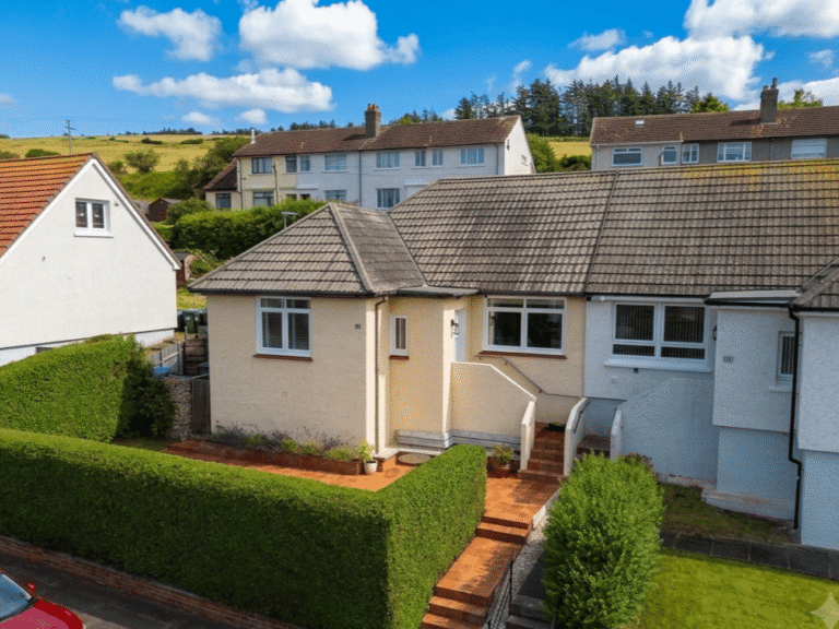 Kennedy Drive, Dunure