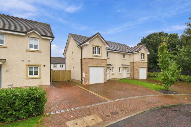 Armour Grove, Irvine